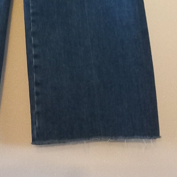 PILCRO (anthropologie) high waist wide leg jeans - Picture 5 of 13
